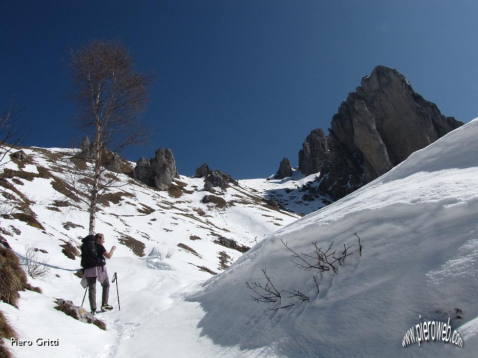 50 Accumuli di neve a tratti.jpg